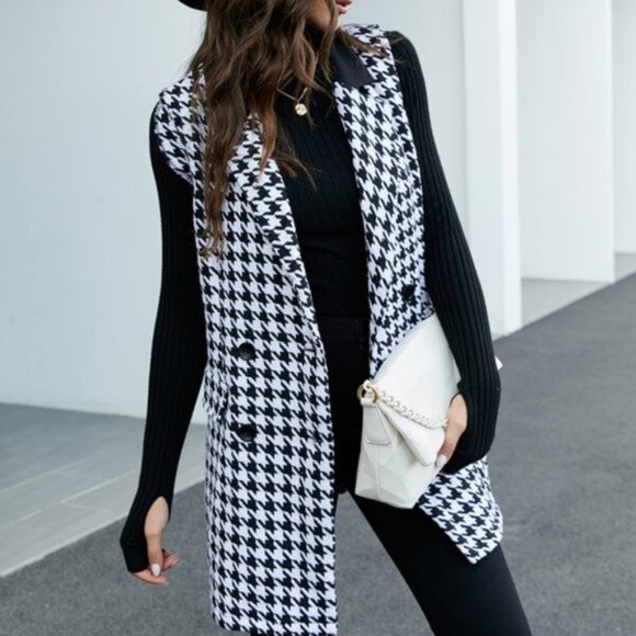 Jackets & Blazers - CHIC IN TWEED Hounds tooth Pattern button front